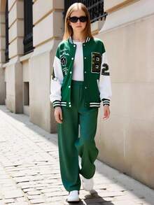 SHEIN Explorewe 女童休闲拼布夹克，正面和袖子绣有字母，斜插口袋，白色纽扣，适合上学、通勤、购物、运动、郊游，可搭配长袖、背心、裤子、运动裤 - 綠色 - 查看 1