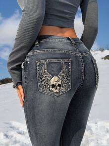 SHEIN PETITE CURVE 大码女式骷髅印花口袋喇叭裤，适合夏季、秋季、返校季、Y2K、七月四日、2000年代风格、街头风、斯德哥尔摩风格、朋克风、机场、约会、外出等场合，休闲百搭，镶钻牛仔裤 - 中等水洗藍 - 查看 2