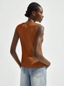 Maija 2025 Autumn/Winter Solid Color Front Button Sleeveless Knit Top, Elegant Urban Chic, Suitable For Workplace, Commute, Business, Casual, Wedding Guest, Party, Office Wear - Brown - View 10