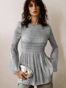 Arave Women's Water-Shiny Fabric Straight Shoulder Trumpet Sleeves Pleated Patchwork Hem Design Elegant Daily Commuting Leisure Gray Long-Sleeved Top Fall Clothes For Women Fall Clothes