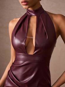 Lumalex 秋冬季仿皮亮面高领V领镂空修身开衩连衣裙，女士派对必备，优雅魅力，新款时尚，奢华舞会聚会宴会，低调奢华，闪耀节日派对狂欢节郊游度假，户外热门，层次丰富，婚礼季宴会，宰牲节派对新年皮裙酒红色连衣裙，镂空连衣裙 - 酒紅色 - 查看 8