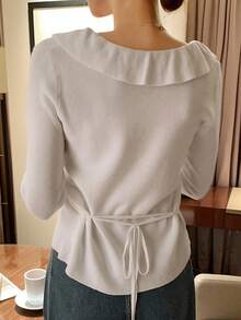 DAZY Französischer süßer V-Ausschnitt Bindegürtel Slim Fit Langarm Rüschensaum Pullover für Frauen im Herbst - Weiss - Übersicht 2