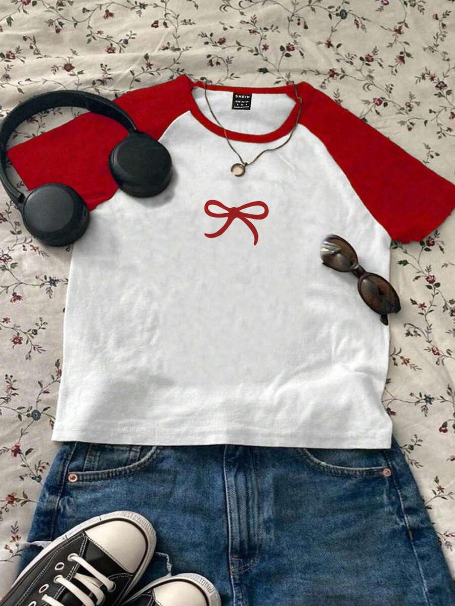 Attitoon 休闲红白圆领修身短款插肩袖短袖 T 恤,红色蝴蝶结印花 - 紅白色 - 查看 1