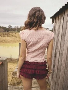 Aralina 女式方领泡泡袖蕾丝拼布短款荷叶边下摆格子衬衫 - 彩色 - 查看 3