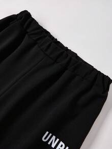 SHEIN Casuvi Kids 1 Set Teenage Boys Casual Minimalist Style Beige & Black Hoodie Sweatshirt With Black Pants, Regular Thickness, Everyday Wear, Autumn Fall Winter