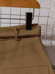 GlowEve Chân váy chữ A màu trơn đơn giản dành cho nữ đi làm hàng ngày, cài nút phía trước - Cà phê nâu - Xem 3