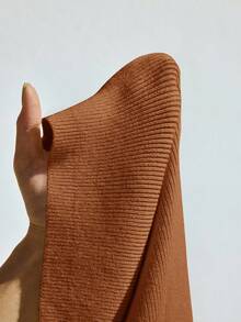 Maija 2025 Autumn/Winter Solid Color Front Button Sleeveless Knit Top, Elegant Urban Chic, Suitable For Workplace, Commute, Business, Casual, Wedding Guest, Party, Office Wear - Brown - View 11