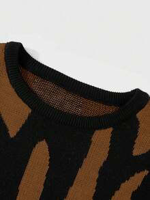 SHEIN Cottnline Men's Printed Drop Shoulder Sweater - Khaki - View 3