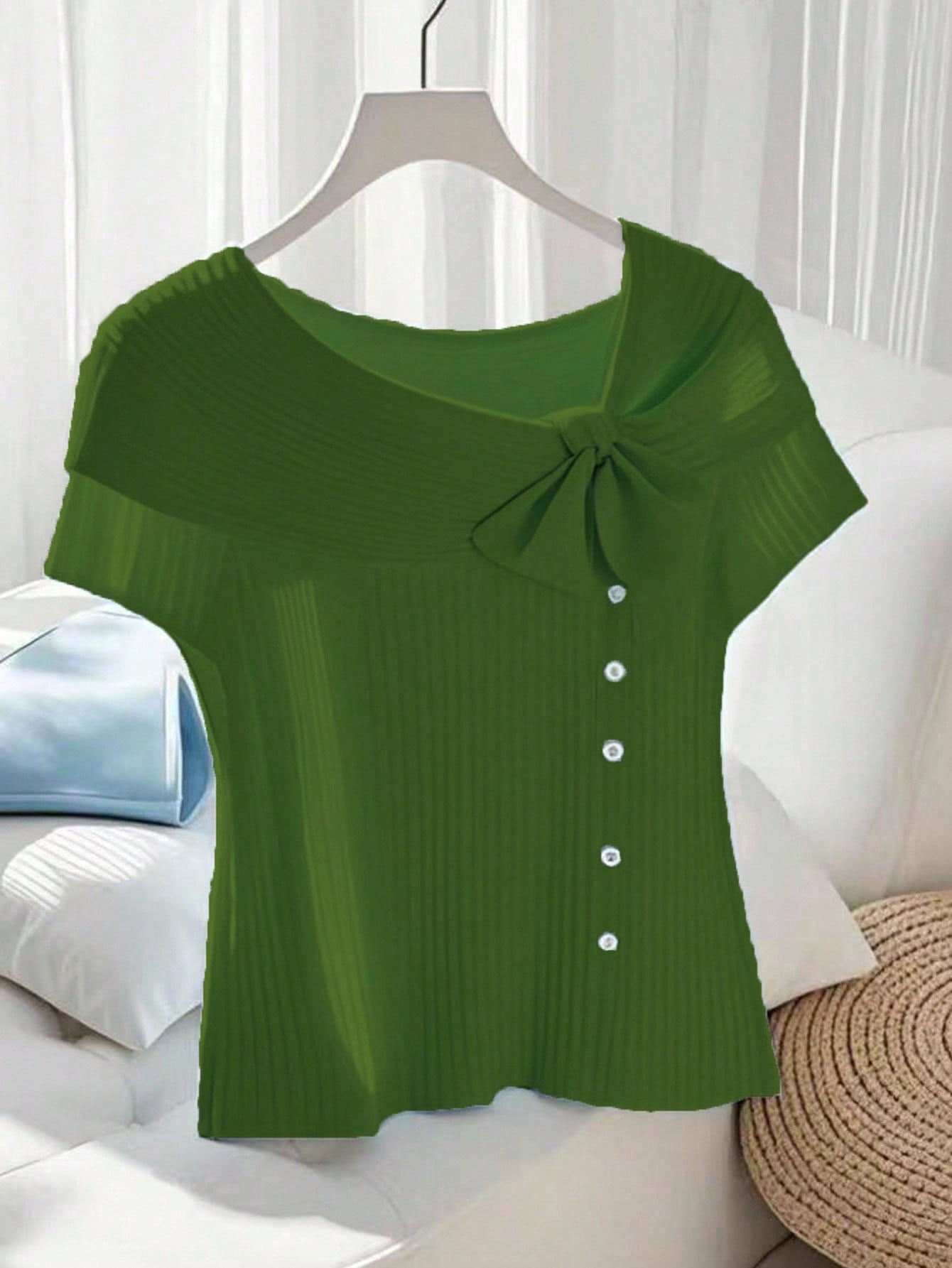 GlowEve قميص كاجوال للنساء بأكمام قصيرة وتصميم أزر...