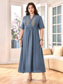 SHEIN Lacomfia Đầm thường ngày tay ngắn thêu cổ tương phản thanh lịch cỡ lớn cho nữ, thoải mái và tôn dáng khi đi làm - Màu xanh bụi bặm - Xem 5