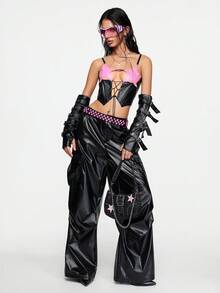 ROMWE Street Life Top ajustado de contraste de color con diseño asimétrico y cordones de encaje sexy para mujeres - Negro - Ver 1