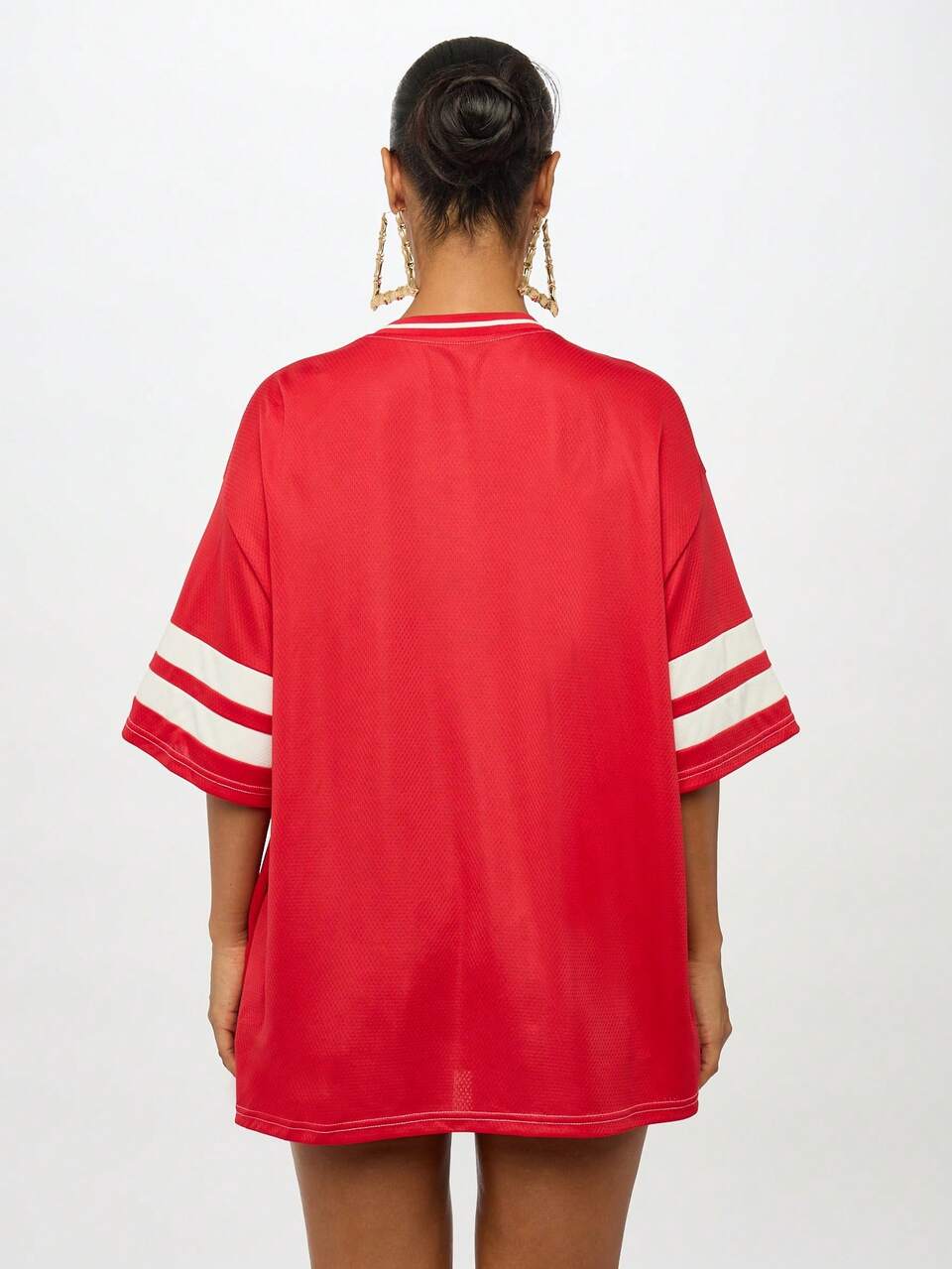 SUMWON WOMEN Oversized Varsity Jersey With Contrast Sports Stripes