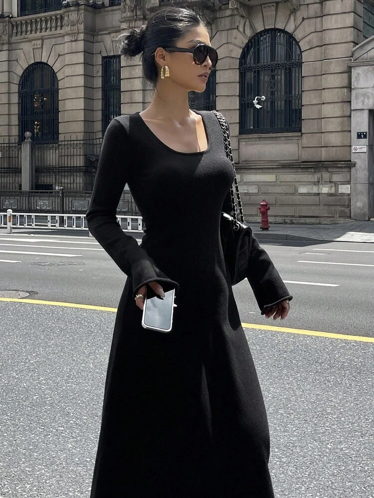 Women's Crew Neck Long Sleeve Fitted Long Sweater Dress