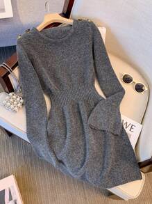 Franclia 女士秋冬新款法式优雅休闲设计独特百搭精致修身款式独特金属纽扣毛衣裙 - 深灰色 - 查看 1