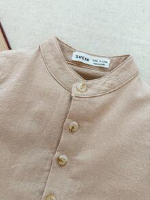 Blossori 男宝宝法式优雅立领纽扣前开衬衫和裤子套装 - 卡其色 - 查看 4