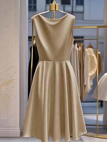 Franclia Women's Elegant Solid Color Waist Cinched Dress - Khaki - View 2