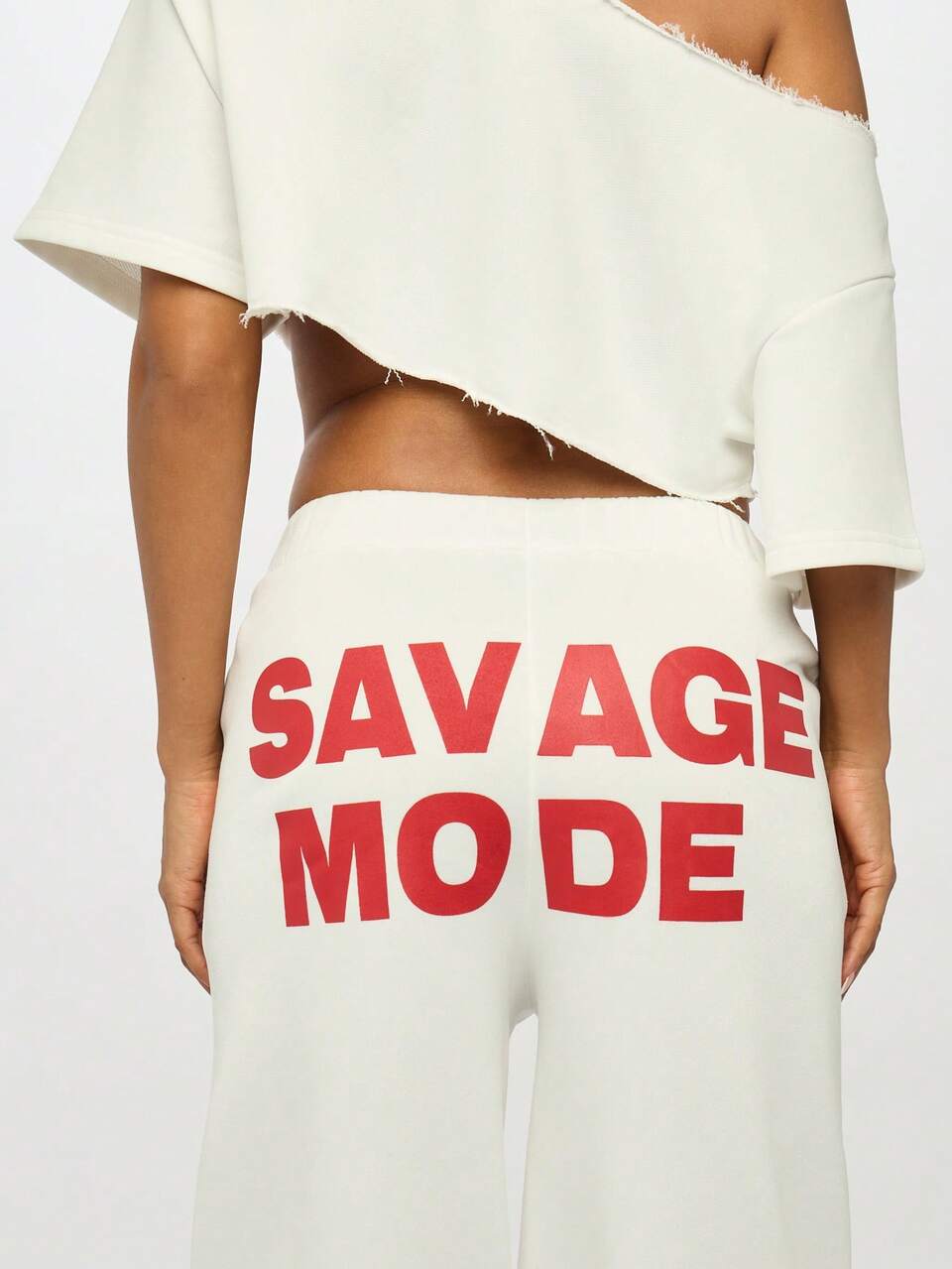 SUMWON Bold Back Print High Rise White Baggy Jogger Pants Loose Fit Elastic Waist Street Style Loungewear Fall Winter Fashion Statement Text Print