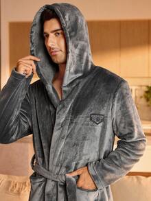 Manfinity Underwear&Sleepwear Basics Men's Letter Embroidery Hooded Long Sleeve Pocket Casual Fluffy Robe, Fall Winter, Cozy - Multicolor - View 5