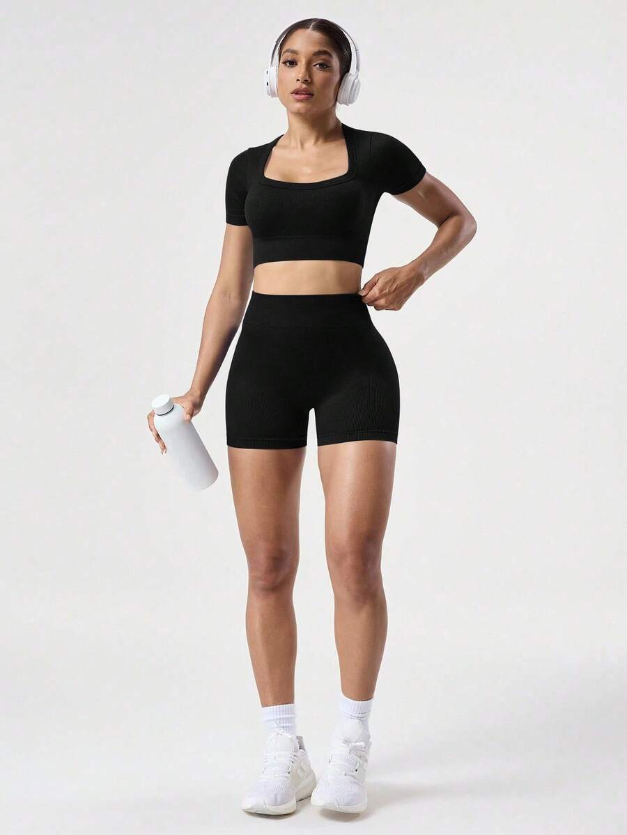 Easithlete 2 件套 + 常规版型 + 吸湿排汗面料/罗纹 + 圆领/基本款/海军蓝 + 运动服套装 + 无缝/健身/瑜伽短裤紧身裤套装 骑行短裤套装 瑜伽套装 短裤 女士健身套装 - 黑色 - 查看 1