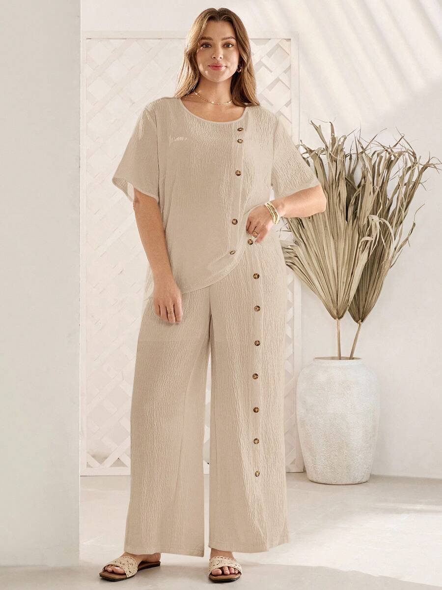 EMERY ROSE Plus Size Women 2pcs Set: White Short Sleeve Shirt & Long Tunic