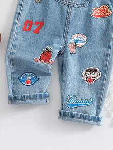 SHEIN Playful Pals 男婴牛仔背带裤，复古休闲风格，可调节肩带，字母和图案印花，适合所有季节 - 藍色 - 查看 5