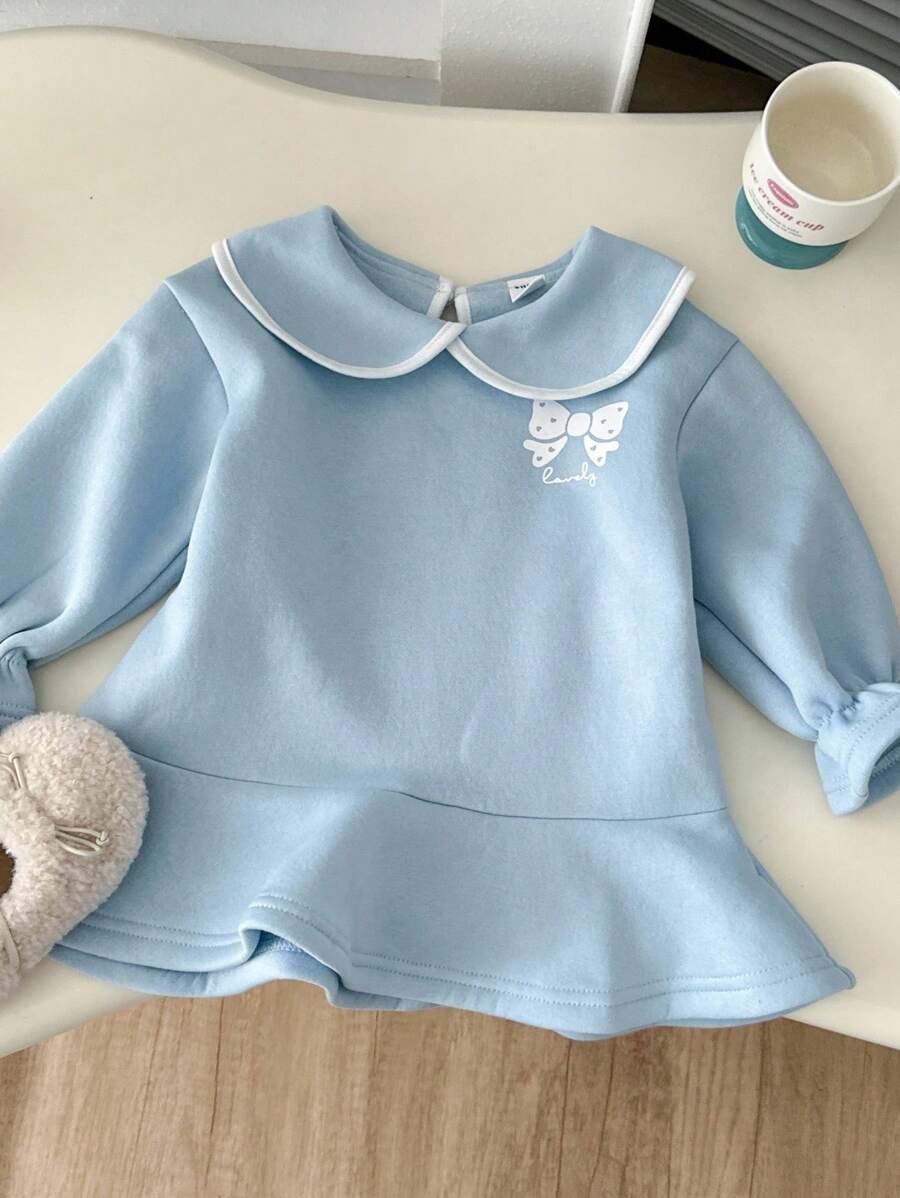 Genkimix Kids 女婴时尚简约蝴蝶结印花彼得潘领弹力荷叶边下摆羊毛运动衫连衣裙，蓝色，时尚秋季通勤装 - 藍色 - 查看 1