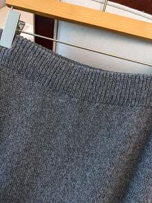 GlowEve CURVE Bộ đồ dệt kim dài tay viền màu tương phản cỡ lớn - Xám - Xem 5