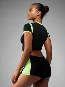 Missguided x Playboy Baby Tee Distressed Graphics Cropped Fitted Top Neon Color Block High Neck Summer Festival Street Style Aesthetic Y2K Retro - Black - View 2