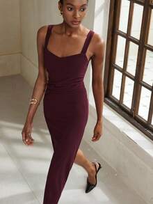 Aveloria Modichic 女士通勤优雅简约心形领口宽肩带设计胸围杯腰部收紧紧身侧开衩纹理面料连衣裙 - 中紫紅色 - 查看 5