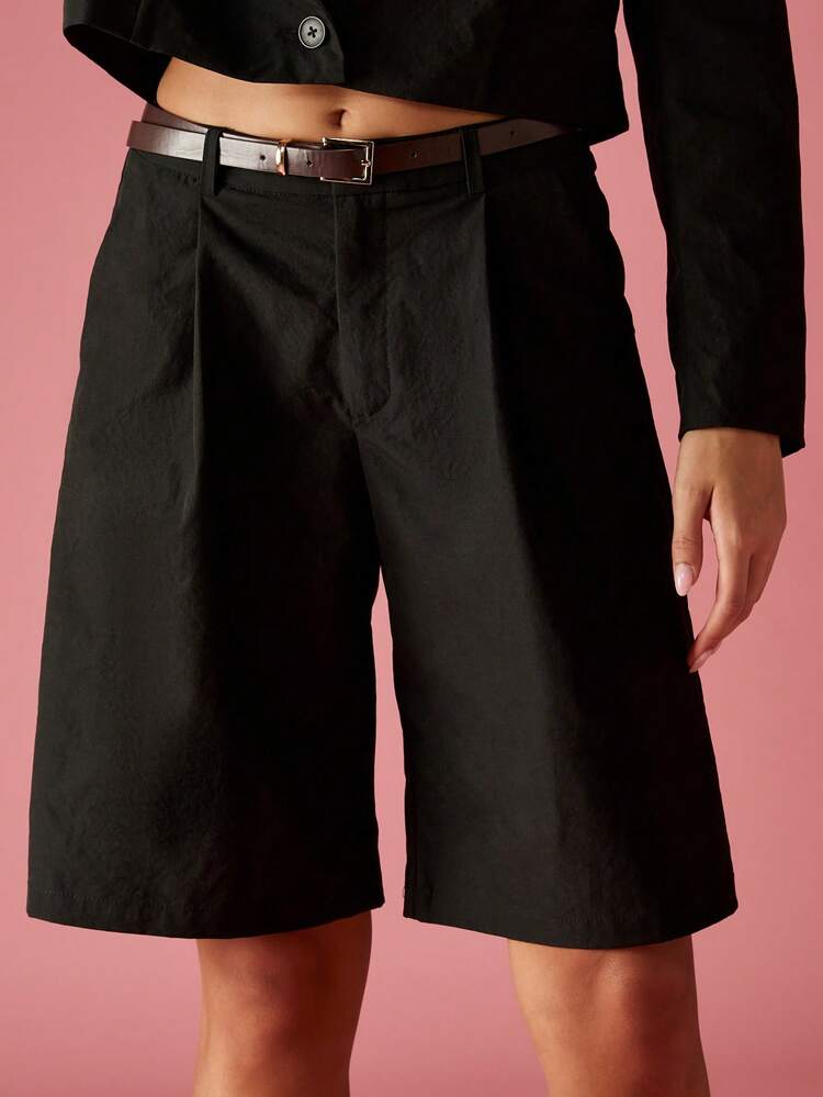 MISSGUIDED Conjunto de Blazer Cropped e Shorts Profissional Feminino, Elegante Roupa de Trabalho de Escritório, Terno de Negócios Alfaiatado, Ocasião Moderna e Chique
