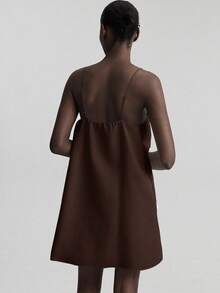 Ontre 2026春夏新款女士迷你连衣裙，斯德哥尔摩风格，教师装，春夏修身A字宽松连衣裙，梭织面料，宽松版型，珍珠装饰，休闲度假迷你连衣裙，吊带短裙，夏季女装，女士生日装，早午餐，女士派对连衣裙，下午茶，度假，婚礼宾客着装，时尚百搭流行女士迷你连衣裙 - 棕色 - 查看 6