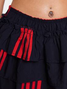 ROMWE Street Life 机车风多层褶皱裙，带有红色条纹装饰 - 黑色 - 查看 2