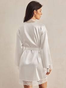 Charlaine 女士舒适缎面撞色蕾丝长袍，秋季 - 白色 - 查看 3