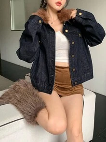 DAZY 女式秋冬牛仔夹克，仿毛领，色块，大口袋，宽松休闲街头风格 - 深色水洗藍 - 查看 6