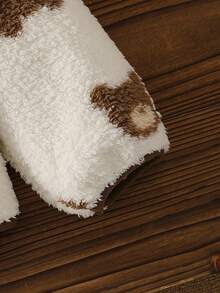 SHEIN 1pc Baby Boy Winter Fleece Hooded Jacket, Cute Bear Print, Soft & Comfortable Tops, Fashionable & Versatile Outerwear, Keeps Kids Warm & Stylish! Baby Boy Jacket Baby Coat Baby Bear Jacket Baby Boy Winter Jacket Baby Boy Jacket Baby Boy Winter Coat Boy Winter Jacket With Bear Baby Bear Coat Infant Boy Bear Clothes Cute Baby Winter Jacket Baby Boy Bear Jacket Fall - Multicolor - View 3