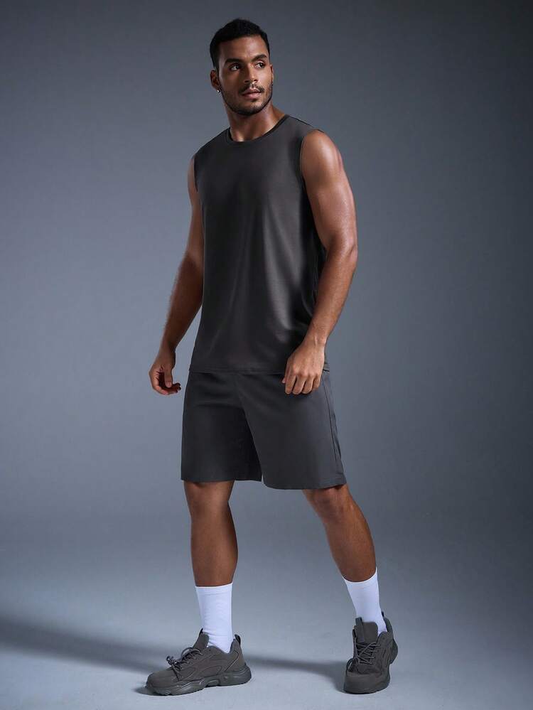 DRIFTMERE 男士纯色速干休闲运动短裤，春夏款，轻盈速干，适合健身房锻炼，高弹透气，清凉舒适，夏季穿着，休闲运动风，时尚有型。 - 深灰色 - 查看 9