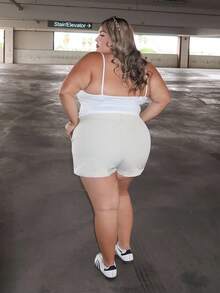 Enliva Melanieangelese Plus Size Solid Color Shorts With Slanted Pockets, For Apple Rounded Body Shape, For Body Shape, For Summer - Beige - View 2
