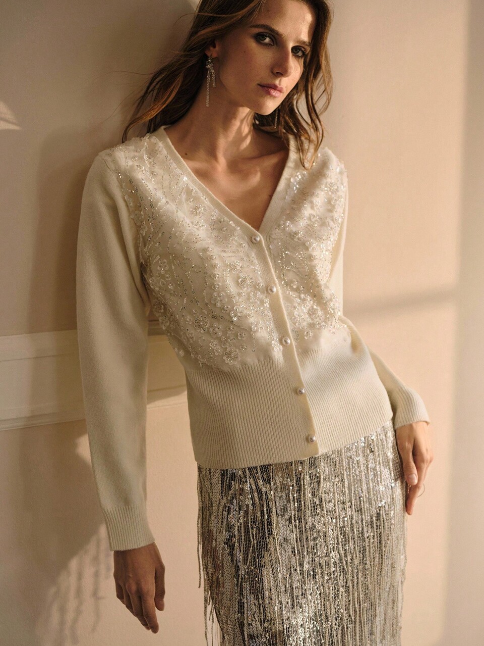 MOTF CONTRAST FAUX PEARLS AND SEQUINS V-NECK CARDIGAN