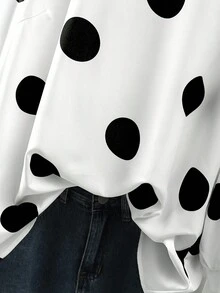 SHEIN CURVE+ 优雅通勤和度假风格女士休闲百搭舒适面料圆领长袖常规设计黑白加大码衬衫，春夏秋 - 黑與白 - 查看 4