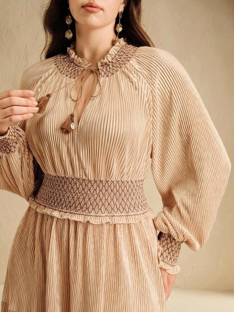 New Autumn High-End Vintage Pleated Slimming Long Dress