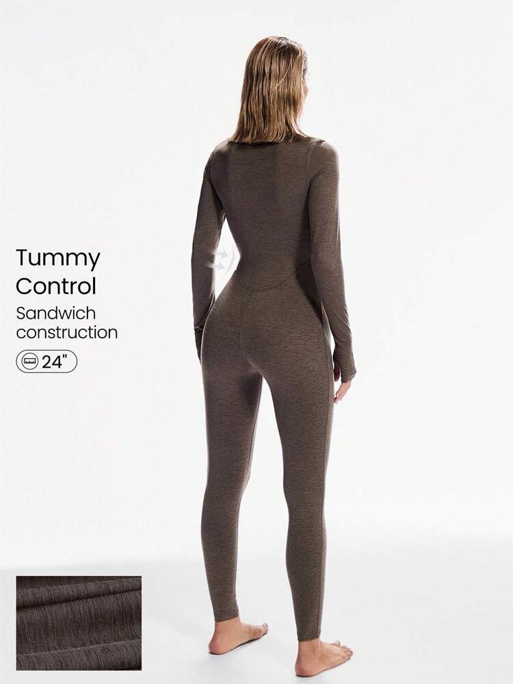 Combinaison-body à manches longues avec encolure dégagée, contrôle du ventre, pouce trous, 24 po, en velours doux. Convient pour le yoga, le pilates, l'usage quotidien décontracté. Avec bonnets amovibles.