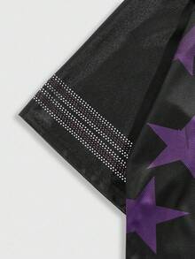 ROMWE MEN Prep 男士休闲学院风自由女神像水钻图案T恤，2000年代风格 - 彩色 - 查看 4