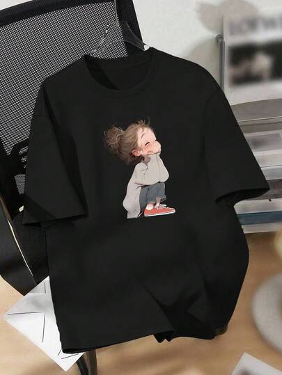 EMERY ROSE 休闲修身大码女式T恤，印有身穿棉衣的小女孩图案