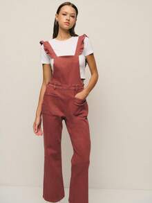 Nöista 牛仔背带裤，荷叶边肩带和方形背带，尽显女性柔美，是万圣节造型和秋季舒适叠穿的理想之选。高腰设计，配有腰带环和大号前贴袋，为秋日打造实用休闲的造型。宽松直筒裤腿，采用柔软水洗棉混纺面料，确保冬季穿着舒适，轻松换季。 - 紅色 - 查看 12