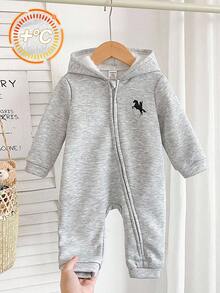 SHEIN Bộ áo liền quần dệt kim giữ nhiệt màu xám cho bé trai, dáng rộng, có mũ, tay dài, in họa tiết, khóa kéo, dễ phối đồ, dày dặn, thích hợp mặc trong nhà và ngoài trời, mùa thu/đông. - Xám - Xem 8