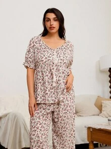 SHEIN CottageSlumber 加大码碎花荷叶边流苏领带装饰泡泡短袖睡衣套装 - 白色 - 查看 5