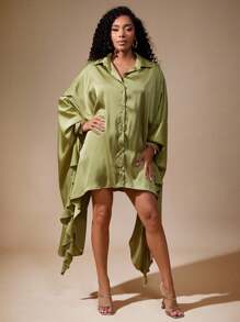 Vixey Top col chemisier à manches chauve-souris volantées, en satin unicolore