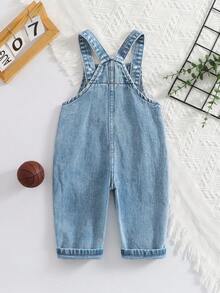 SHEIN Playful Pals 男婴牛仔背带裤，复古休闲风格，可调节肩带，字母和图案印花，适合所有季节 - 藍色 - 查看 3