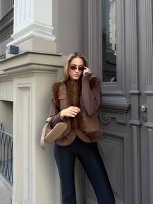 MOTF PREMIUM 口袋无袖仿皮草大衣 - 摩卡棕 - 查看 7