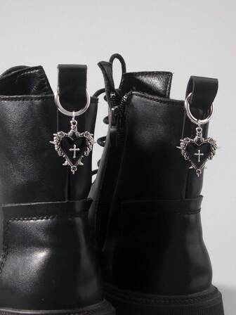 2pcs/Set Vintage Gothic Devil Eye & Heart Pendant Shoe Boot Bag Decoration Accessories